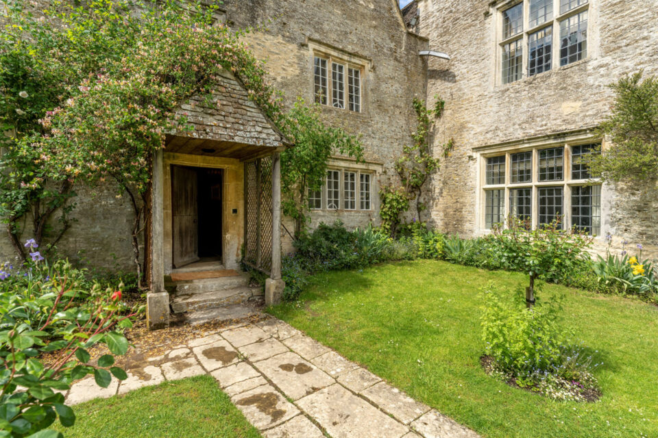 Kelmscott Manor